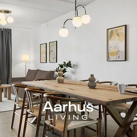The Marina Including 1x Free Private Parking Spot * Århus
