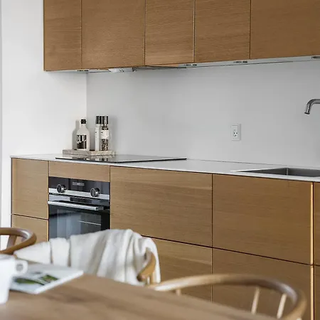 The Marina Including 1x Free Private Parking Spot